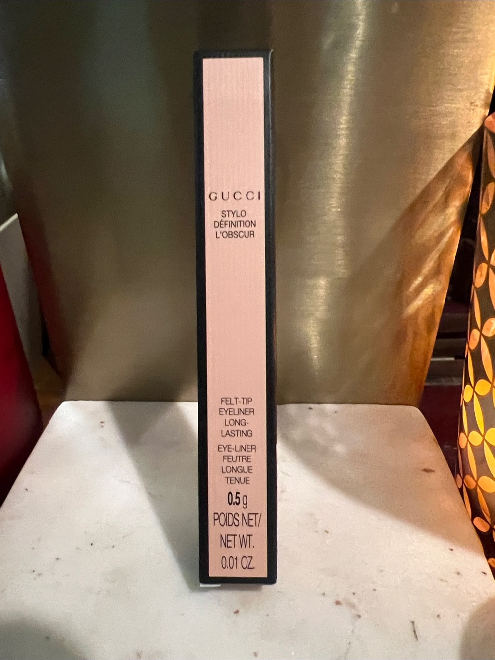 Gucci Pink Felt-Tip Eyeliner Long-Lasting -Eve Black